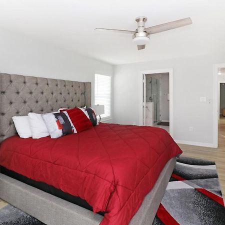 Peerless Retreat - Minutes From Downtown Houston Villa Luaran gambar