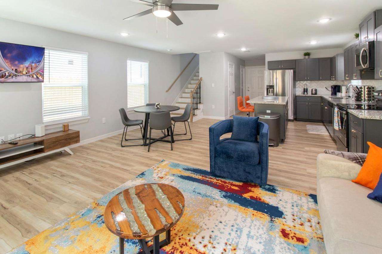 Peerless Retreat - Minutes From Downtown Houston Villa Luaran gambar