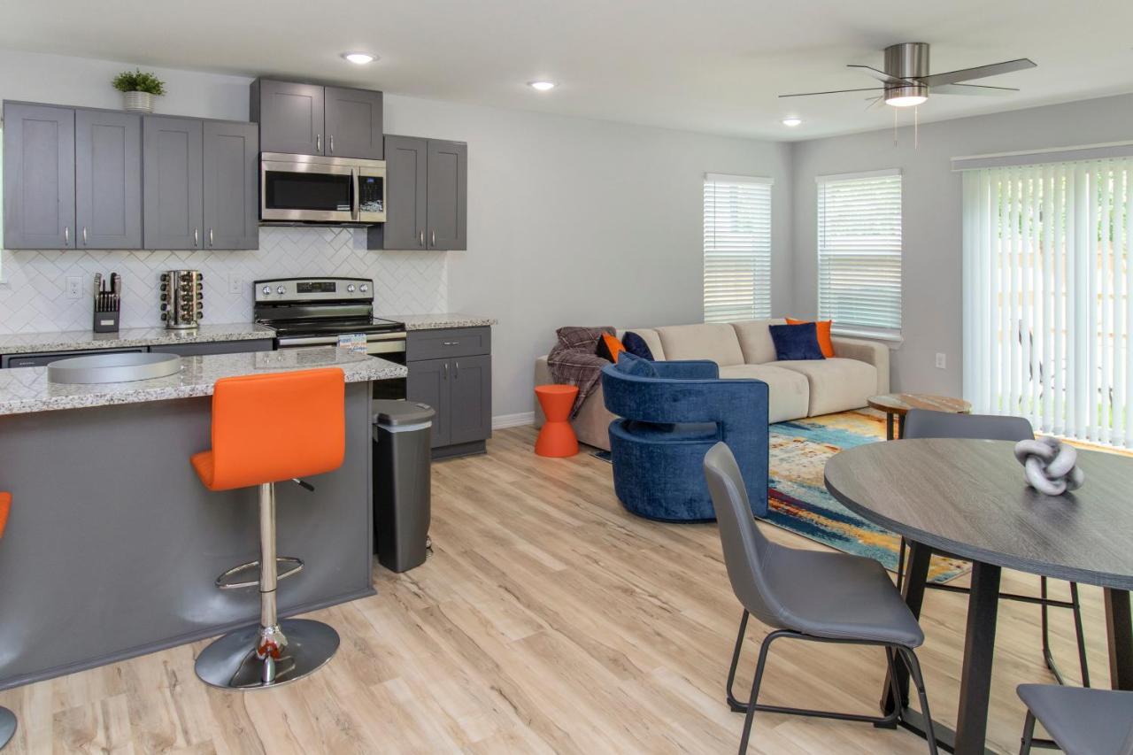 Peerless Retreat - Minutes From Downtown Houston Villa Luaran gambar