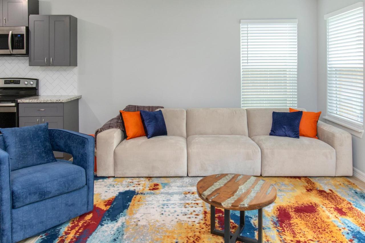 Peerless Retreat - Minutes From Downtown Houston Villa Luaran gambar
