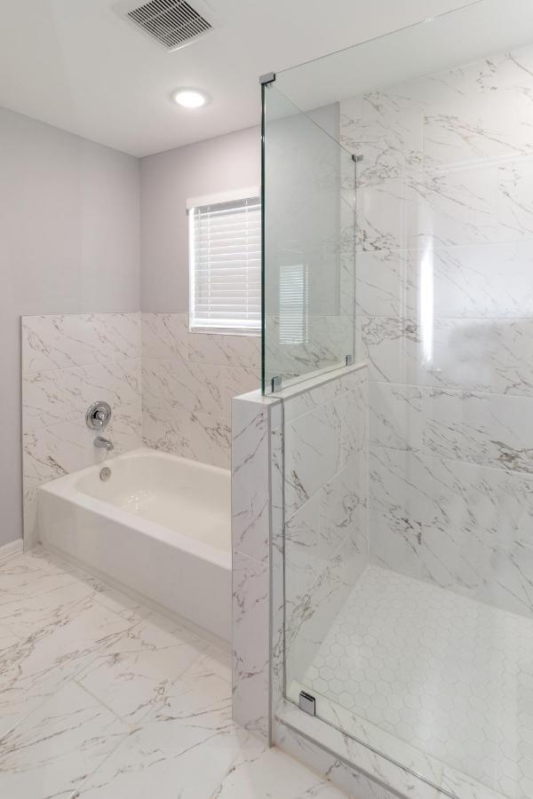 Peerless Retreat - Minutes From Downtown Houston Villa Luaran gambar