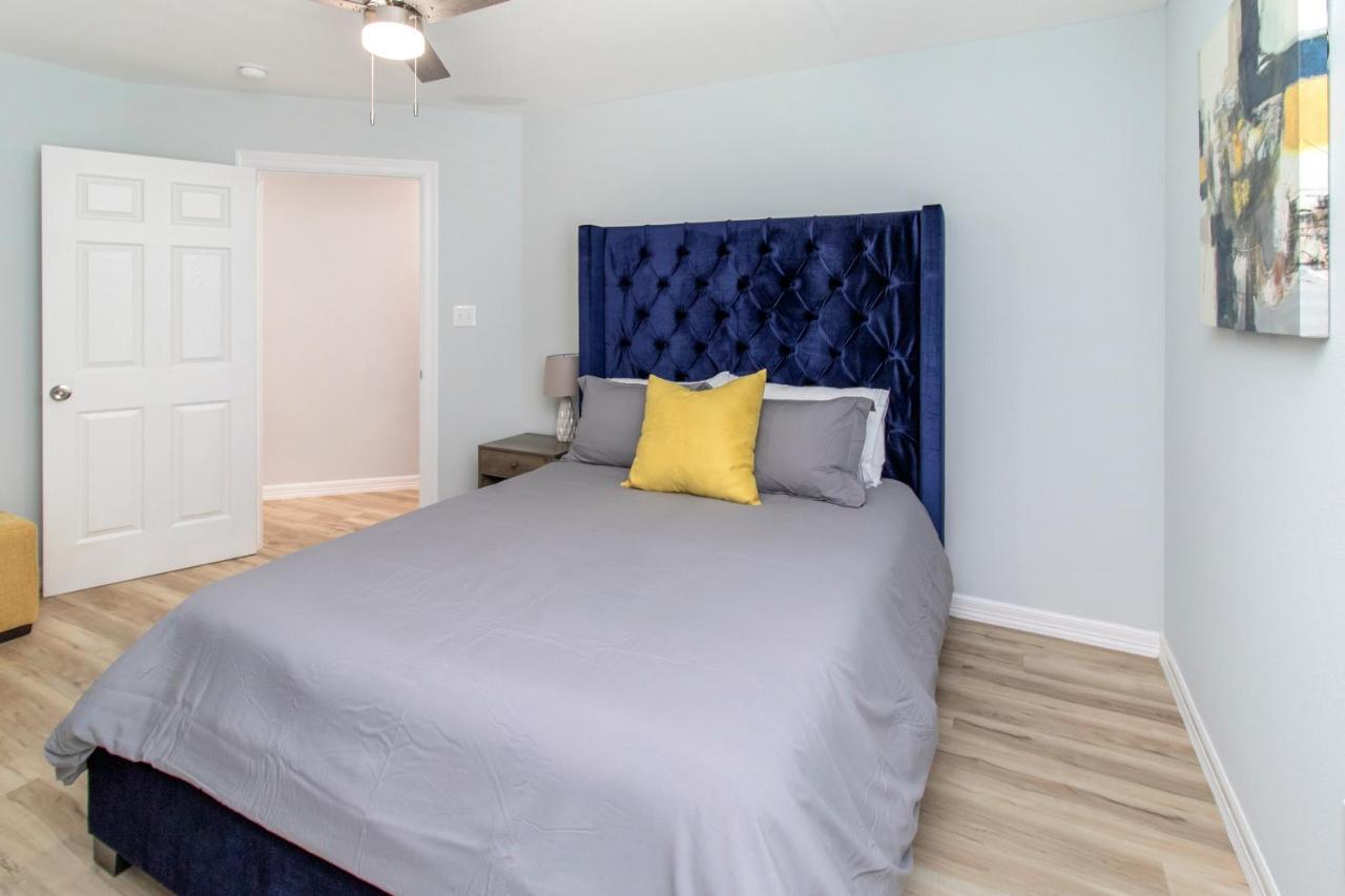 Peerless Retreat - Minutes From Downtown Houston Villa Luaran gambar