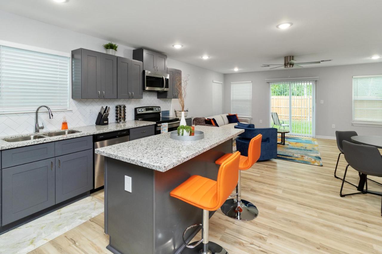 Peerless Retreat - Minutes From Downtown Houston Villa Luaran gambar